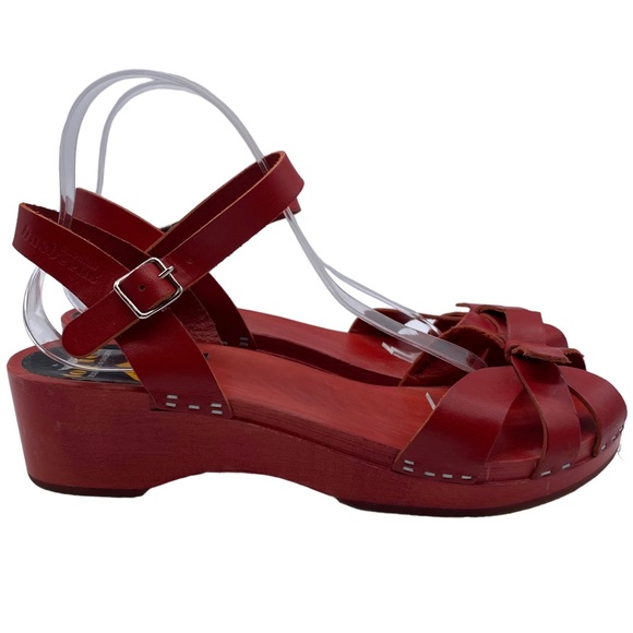 Swedish Hasbeens Sandal Red Leather Clog Bow Buckle Wood Size 8.5 - Picture 3 of 15